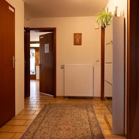 Apartamento Cozy In Sunny Village Göfis